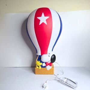 Cracker Barrel 2026 Snoopy Hot Air Balloon Blow Mold USA Red White Blue - NEW
